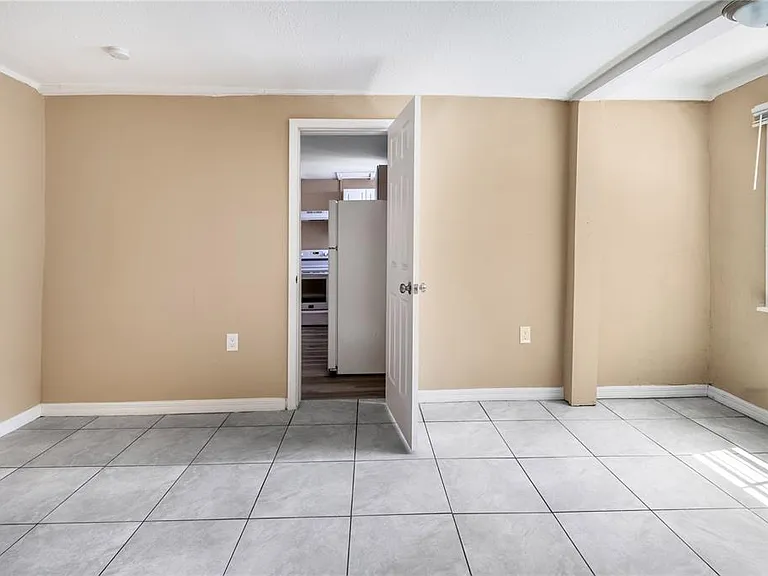 418 E Amelia Ave #A — Photo 23