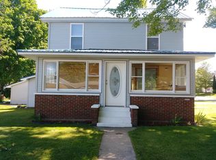 127 W Bridge St, Six Lakes, MI 48886