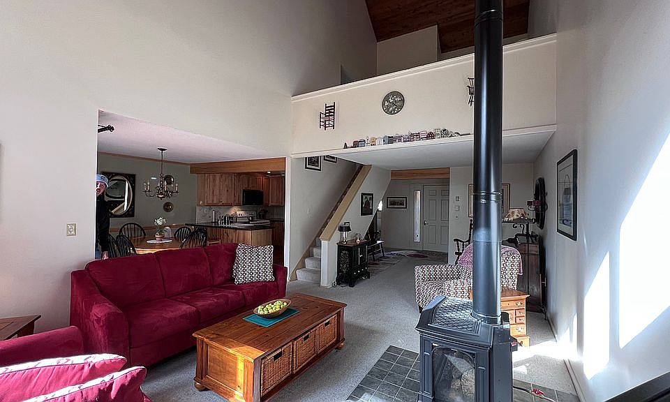 7 Hassey Bnd 17, Wilmington, VT 05363 Zillow