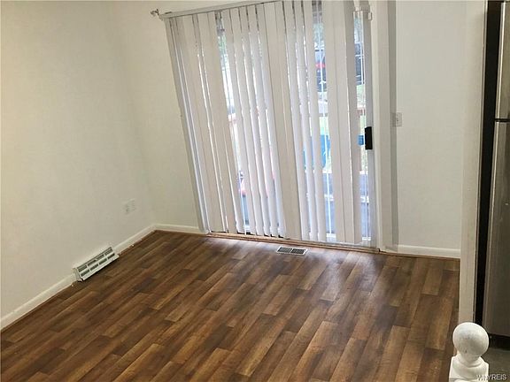 5th image of 143 Draden Ln
