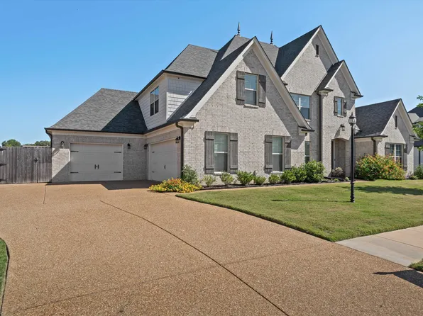 9700 Woodland Brook Ln S, Cordova, TN 38018