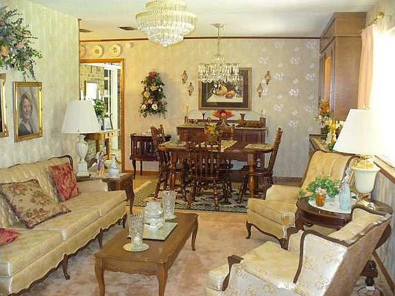 5th image of 5240 Dogwood Trl #A