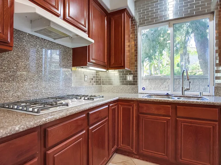 3567 Pebble St — Photo 10