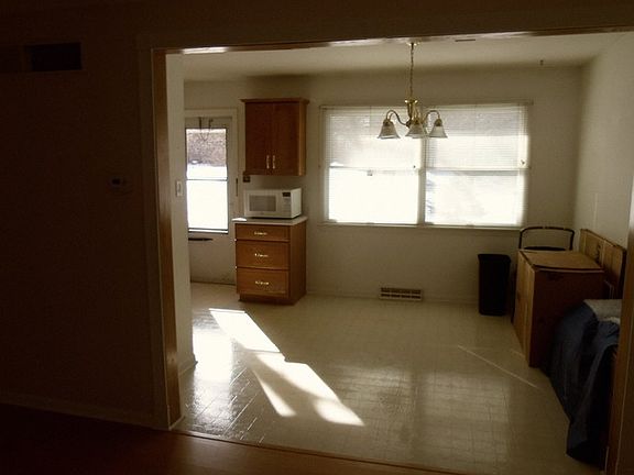 5th image of 5249 Arquilla Dr