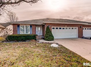 6708 Preston Dr, Springfield, IL 62711