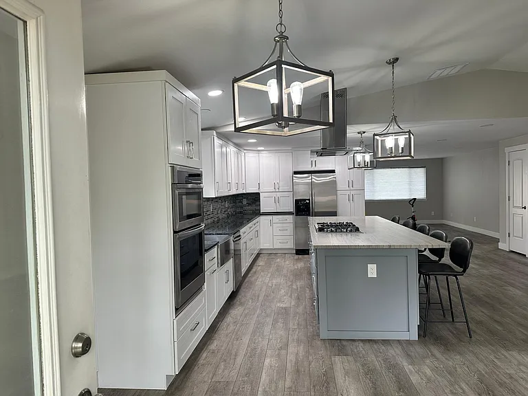 Kitchen/Dining
