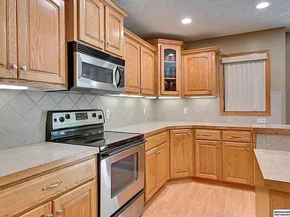 3rd image of 308 N 200th St