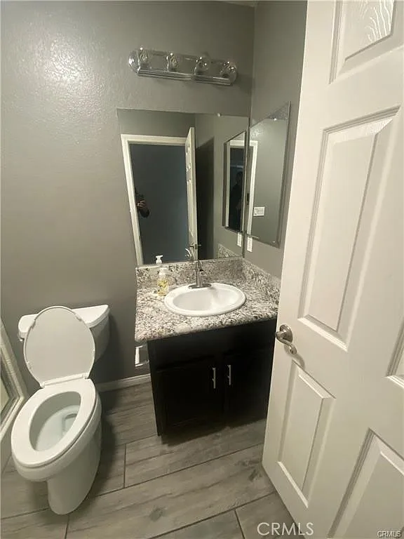 5 bed, 3186 sqft, $4,200 — Photo 3