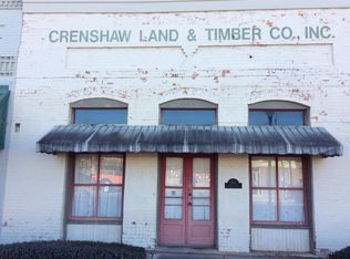 543 E 1st St, Luverne, AL 36049