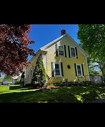 3rd image of 13 Hall St