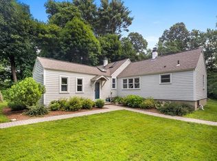 143 Boston Post Rd, Wayland, MA 01778