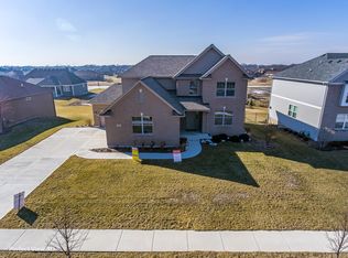 21010 S Lakewoods Ln, Shorewood, IL