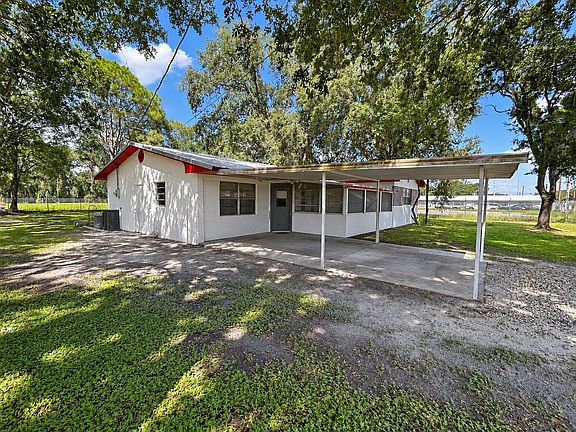 5th image of 208 NW 13TH Street