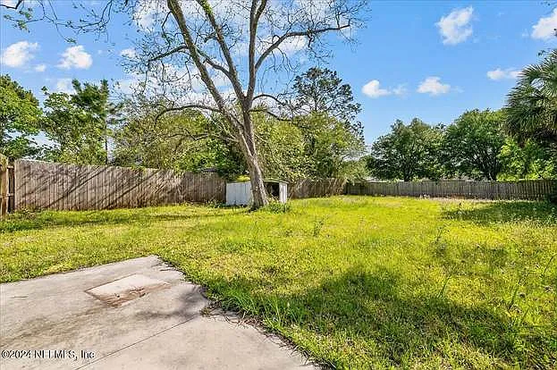 3919 Skycrest Dr — Photo 52