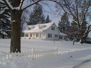 12410 Hickin Rd NW, Rapid City, MI 49676