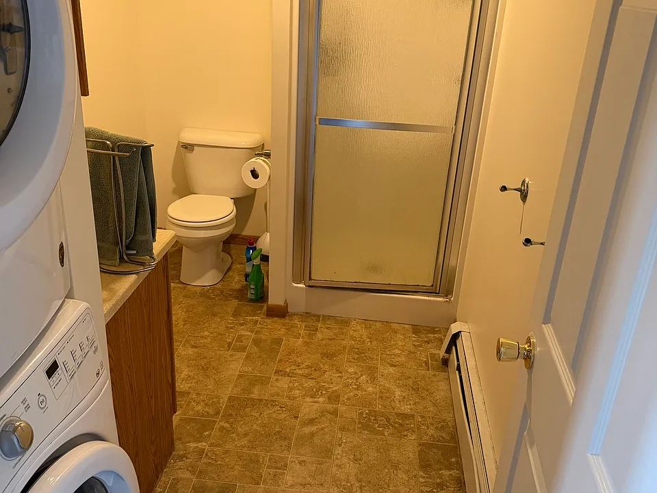 234 Quincy St #2