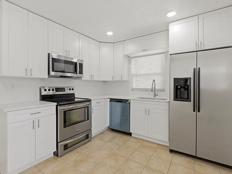 10313 Chalmer St #10315 — Photo 9