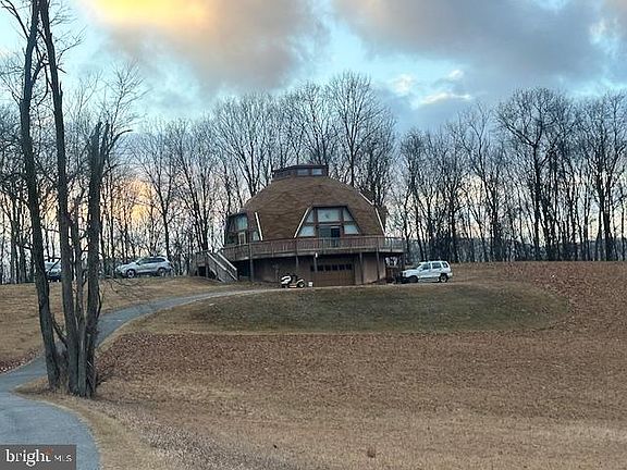 3rd image of 5735 Chaneysville Rd