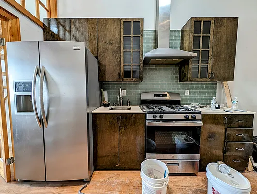 Rented by MySpaceNYC | media 8