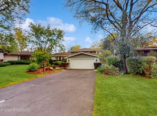 1774 Winthrop Rd, Highland Park, IL 60035