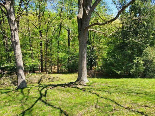239 Robin Rd, Russell, KY 41169