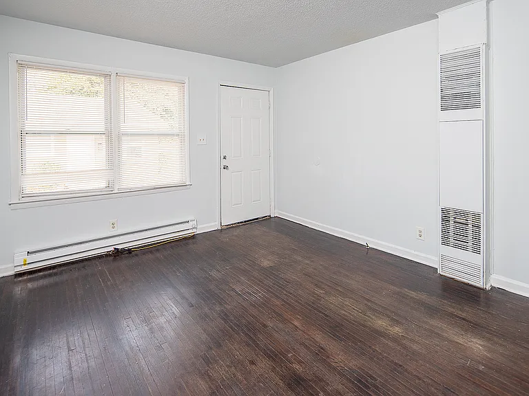 5228 Clearmont Ave #4 — Photo 6