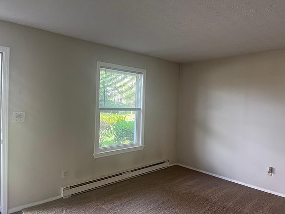 3rd image of 312 Jackson St APT 4