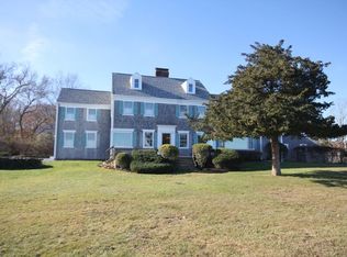 97 Degaris Ave, Dartmouth, MA 02748