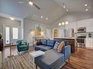 365 Rose Dr #B, Dripping Springs, TX 78620