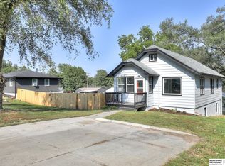 5413 S 52nd St, Omaha, NE 68117