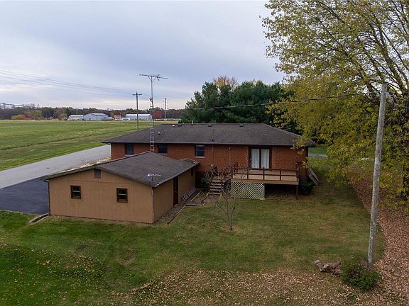 4th image of 17053 Lakeside Dr