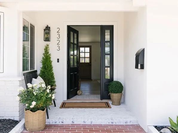 2323 Cornell Dr, Costa Mesa, CA 92626