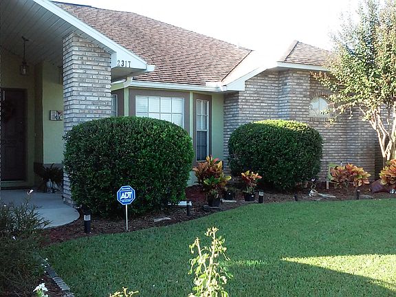2nd image of 2317 Sweetwater Blvd