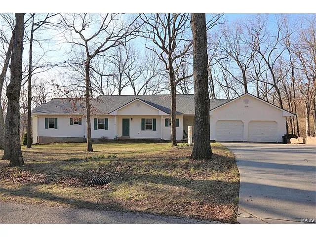 1461 Palisades Rd photo 1