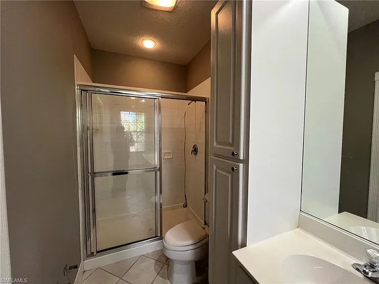 5365 Cove Cir #125 — Photo 31