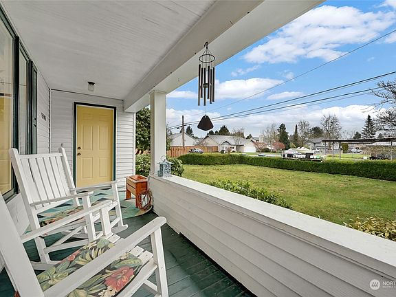 4th image of 15502 182nd Avenue SE