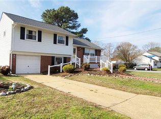 829 Weymouth Ter, Hampton, VA 23666