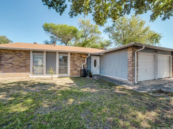 1034 Flower Forest, San Antonio, TX 78245
