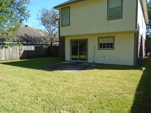 3 bed, 1798 sqft, $2,100 — Photo 3