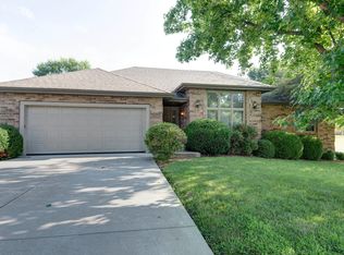 1539 W Pheasant Run St, Springfield, MO 65810