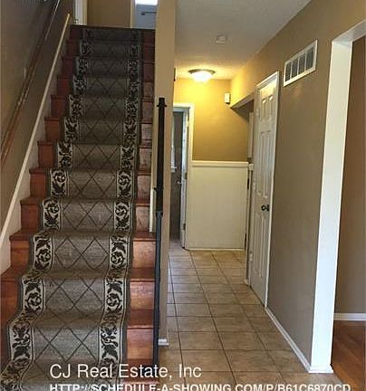 2nd image of 11846 Jenner Ln