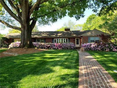 836 Camelot Ct, Winston Salem, NC, 27106