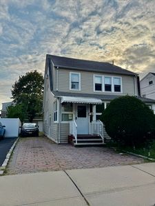 46 Strong St FLOOR 2, Wallington, NJ, 07057