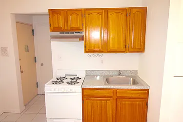 Rented by J Misrahi Realty Corp