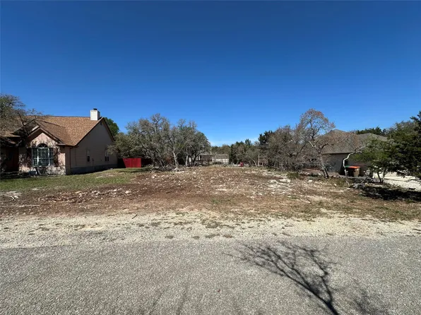 4 Arrow Point Cir, Wimberley, TX 78676