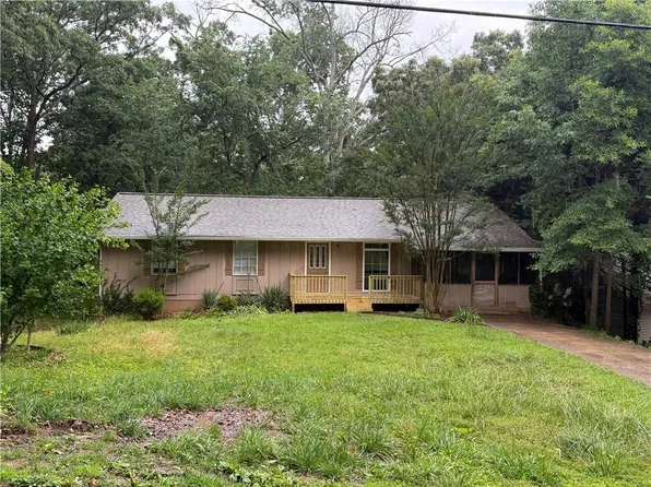 3945 Fraser Cir, Gainesville, GA 30506