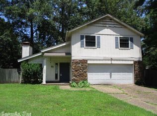 21 Weatherwood Ln, Maumelle, AR 72113