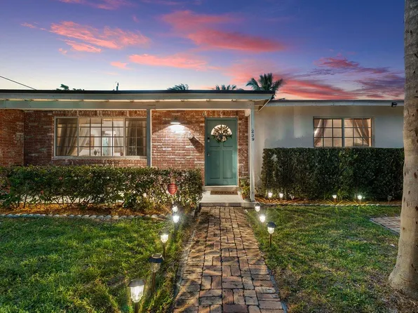 239 SE 34th Avenue, Boynton Beach, FL 33435