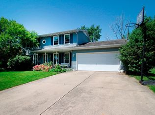 123 Julianne Dr, Manhattan, IL 60442