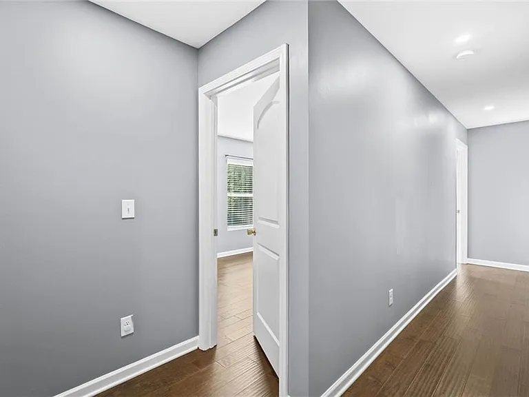 407 Aviary Ln — Photo 47
